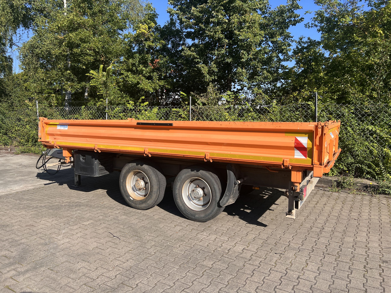 Blomenroehr 888/14000 14 t Tandemkipper- Tieflader - Damperli römork: fotoğraf 3 Blomenroehr 888/14000 14 t Tandemkipper- Tieflader - Damperli römork: fotoğraf 3