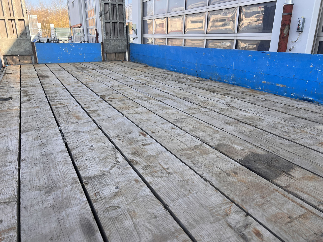 Humbaur HBTZ 136224 TA-BS 13,6 t Tandemtieflader - Alçak çerçeveli platform römork: fotoğraf 4 Humbaur HBTZ 136224 TA-BS 13,6 t Tandemtieflader - Alçak çerçeveli platform römork: fotoğraf 4