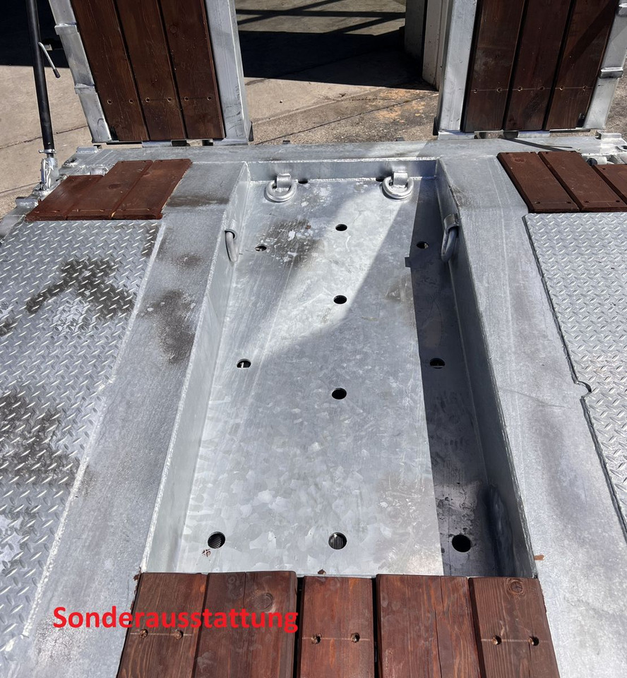 Alçak çerçeveli platform römork Möslein  3 Achs Tieflader- Anhänger, Verbreiterung: fotoğraf 9