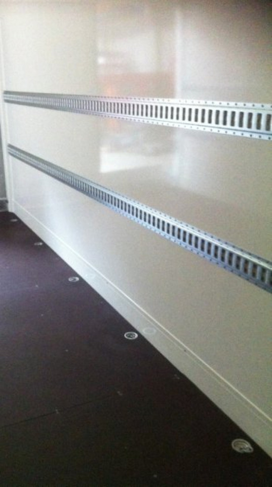 Möslein TKO 105 Tandem- Koffer- Anhänger-- Neufahrzeug -- - Kapalı karoser römork: fotoğraf 5 Möslein TKO 105 Tandem- Koffer- Anhänger-- Neufahrzeug -- - Kapalı karoser römork: fotoğraf 5