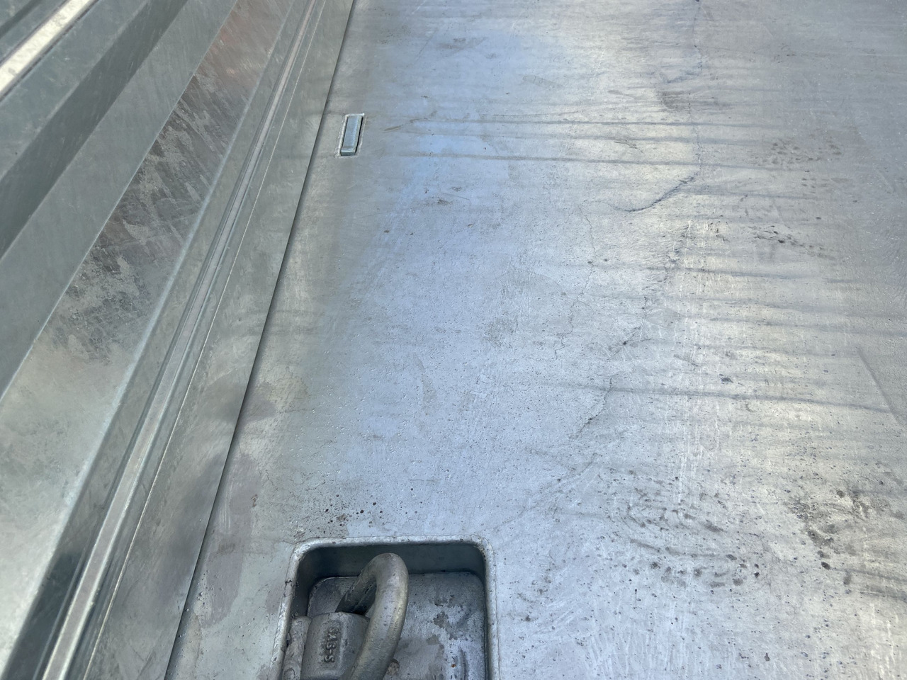 Möslein TTD 11 Breite Reifen Kipper Tieflader, Breite Reifen-- Neufahrzeug -- - Damperli römork: fotoğraf 3 Möslein TTD 11 Breite Reifen Kipper Tieflader, Breite Reifen-- Neufahrzeug -- - Damperli römork: fotoğraf 3