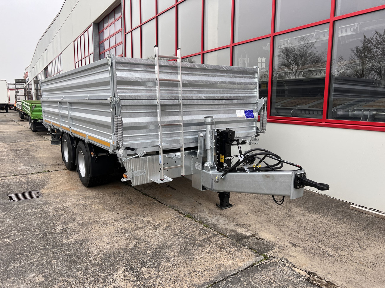 Yeni Damperli römork Möslein TTD 19 AB 19 t Tandem 3 Seiten Kipper TiefladerAufsatzbordwänden-- Neufahrzeug --: fotoğraf 10 Yeni Damperli römork Möslein TTD 19 AB 19 t Tandem 3 Seiten Kipper TiefladerAufsatzbordwänden-- Neufahrzeug --: fotoğraf 10