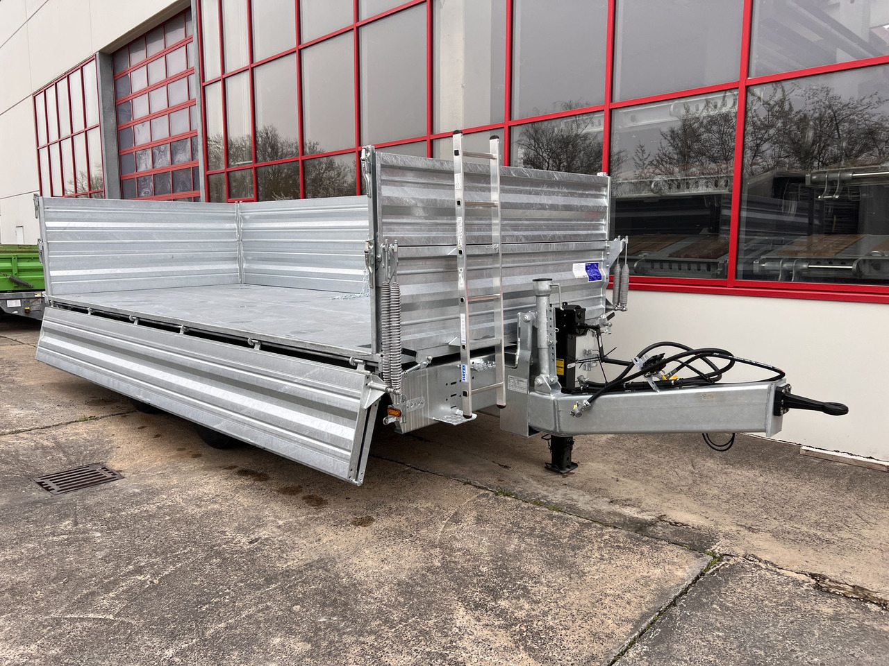 Yeni Damperli römork Möslein TTD 19 AB 19 t Tandem 3 Seiten Kipper TiefladerAufsatzbordwänden-- Neufahrzeug --: fotoğraf 9 Yeni Damperli römork Möslein TTD 19 AB 19 t Tandem 3 Seiten Kipper TiefladerAufsatzbordwänden-- Neufahrzeug --: fotoğraf 9