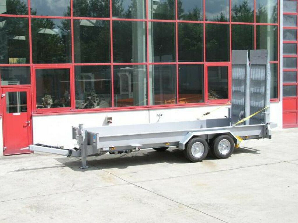 Möslein Tieflader für Fräsen breiten Rampen, Neu - Alçak çerçeveli platform römork: fotoğraf 1 Möslein Tieflader für Fräsen breiten Rampen, Neu - Alçak çerçeveli platform römork: fotoğraf 1
