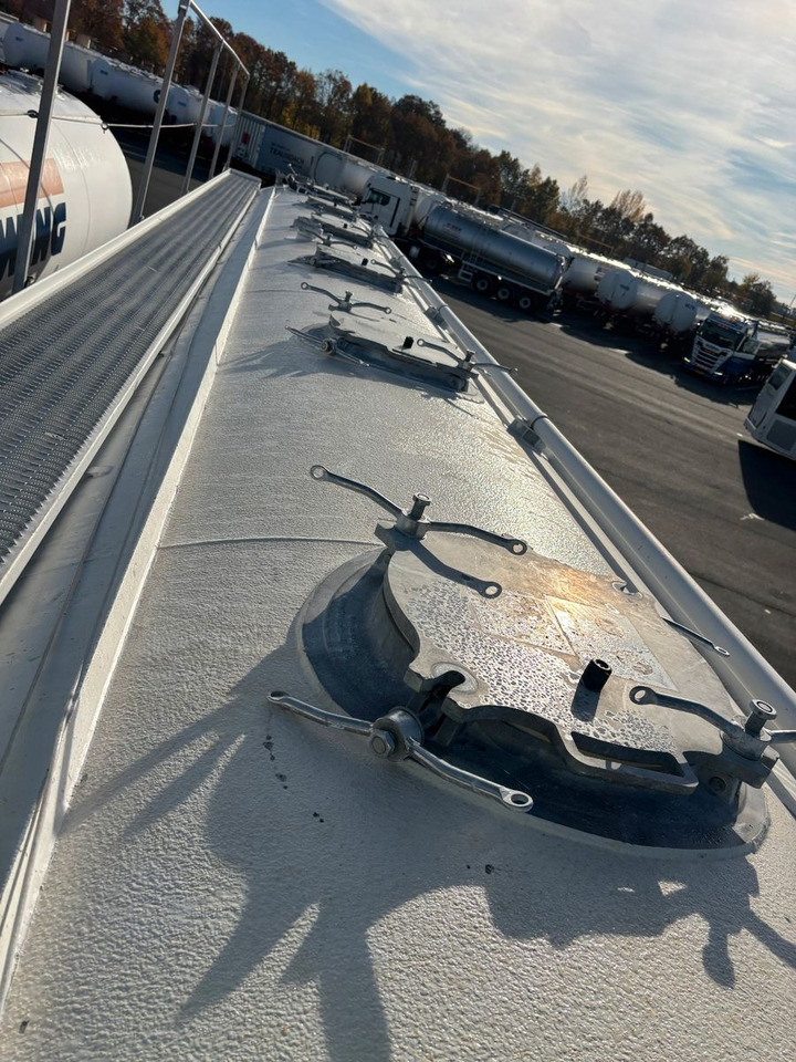 Feldbinder KIP 60.3 E-Hydraulik - Silobas: fotoğraf 5 Feldbinder KIP 60.3 E-Hydraulik - Silobas: fotoğraf 5