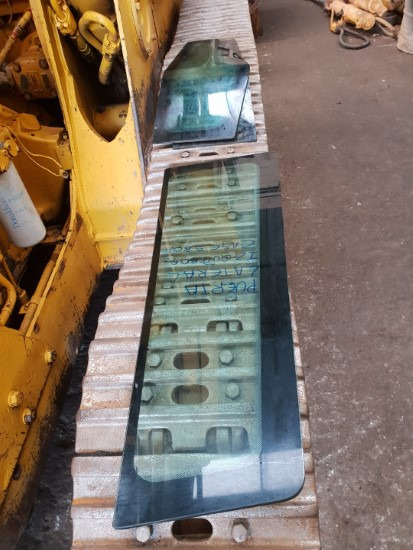 CASE 580K (VIDRIOS / CRISTALES) - Cam ve yedek parça - İş makinaları: fotoğraf 3 CASE 580K (VIDRIOS / CRISTALES) - Cam ve yedek parça - İş makinaları: fotoğraf 3