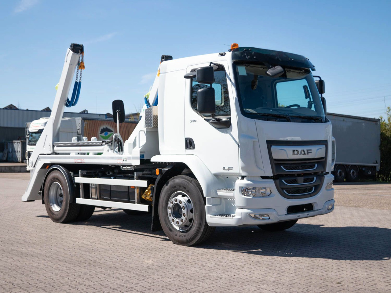 DAF FA LF 310 19t Absetzkipper VDL - Damperli kamyon: fotoğraf 3 DAF FA LF 310 19t Absetzkipper VDL - Damperli kamyon: fotoğraf 3