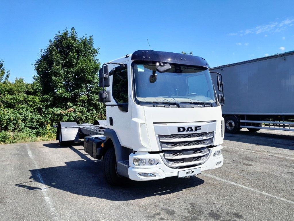 DAF FA XB 260 12t - Şasi kamyon: fotoğraf 3 DAF FA XB 260 12t - Şasi kamyon: fotoğraf 3