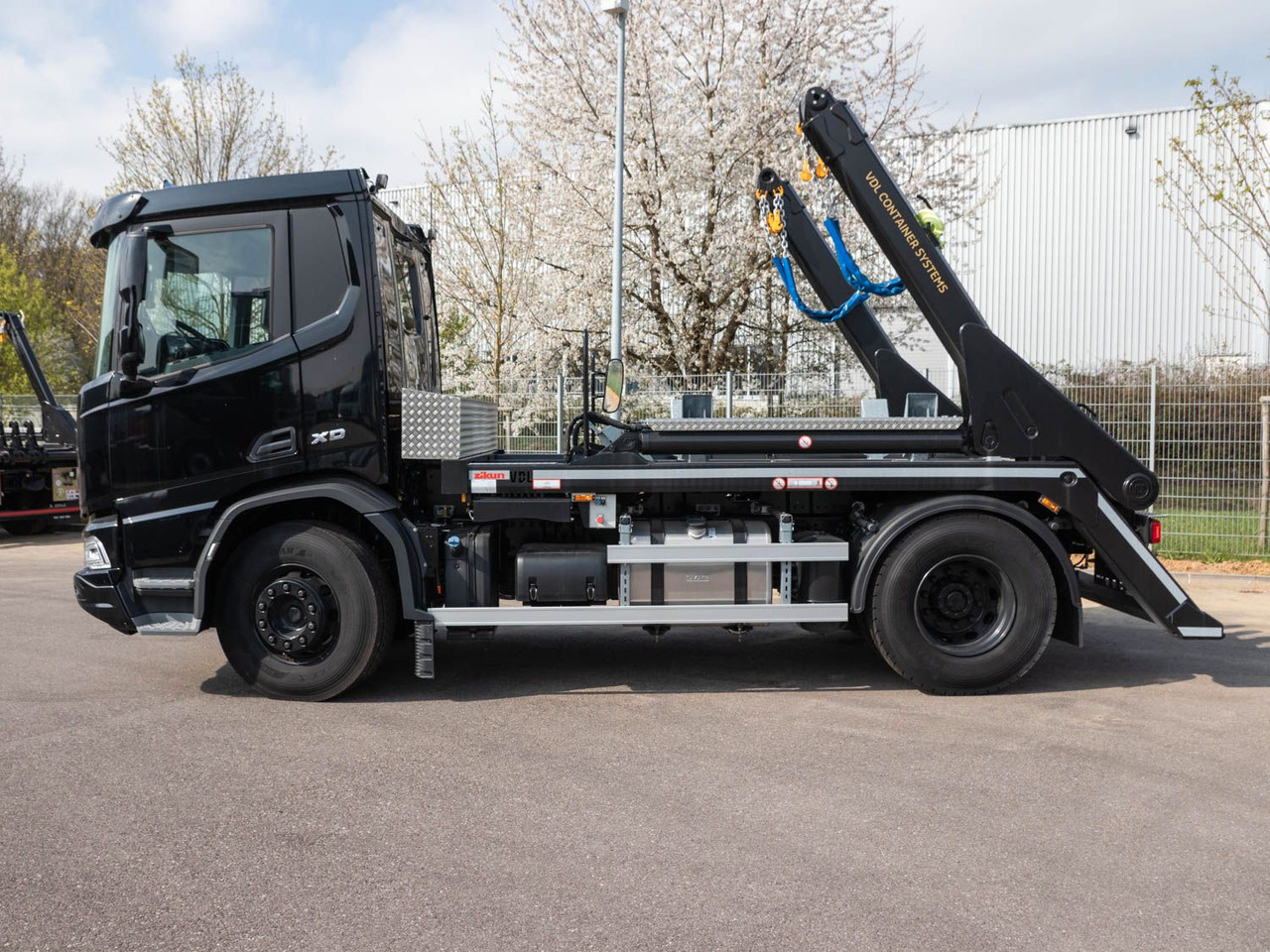 DAF FA XD 410 VDL Absetzkipper DAF FA XD 410 VDL Absetzkipper - Hidrolift kamyon: fotoğraf 4 DAF FA XD 410 VDL Absetzkipper DAF FA XD 410 VDL Absetzkipper - Hidrolift kamyon: fotoğraf 4