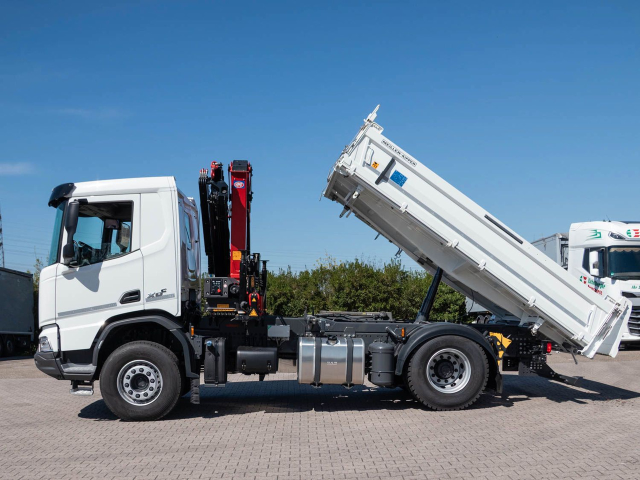 DAF FA XDC 370 Krankipper DAF XDC 370 FA Meiller Krankipper HMF - Vinçli kamyon, Damperli kamyon: fotoğraf 3 DAF FA XDC 370 Krankipper DAF XDC 370 FA Meiller Krankipper HMF - Vinçli kamyon, Damperli kamyon: fotoğraf 3