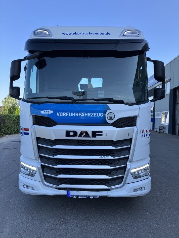DAF FAN XF 480 mit VDL Abrollkipper DAF FAN XF 480 mit VDL Abrollkipper - Kancalı yükleyici kamyon: fotoğraf 2 DAF FAN XF 480 mit VDL Abrollkipper DAF FAN XF 480 mit VDL Abrollkipper - Kancalı yükleyici kamyon: fotoğraf 2