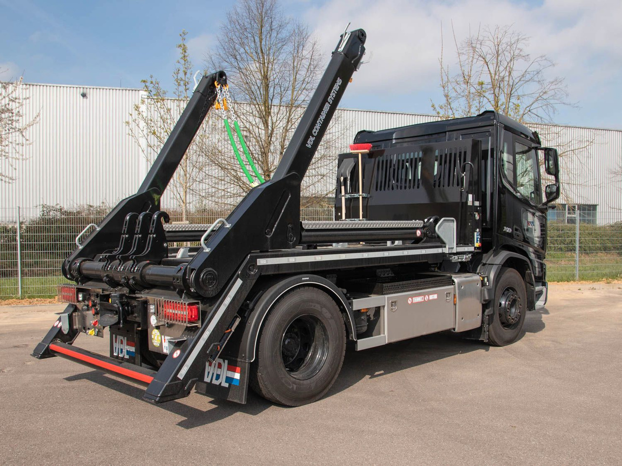 DAF XD 410 FA Absetzkipper DAF XD 410 FA Absetzkipper - Hidrolift kamyon: fotoğraf 2 DAF XD 410 FA Absetzkipper DAF XD 410 FA Absetzkipper - Hidrolift kamyon: fotoğraf 2