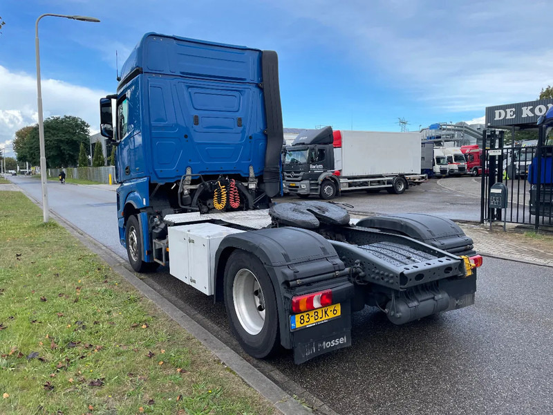 Mercedes-Benz Actros 1943 full adr 2017 only 695.000 km - Çekici: fotoğraf 3 Mercedes-Benz Actros 1943 full adr 2017 only 695.000 km - Çekici: fotoğraf 3