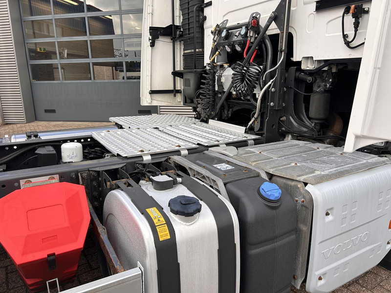 Volvo FH - Çekici: fotoğraf 5 Volvo FH - Çekici: fotoğraf 5