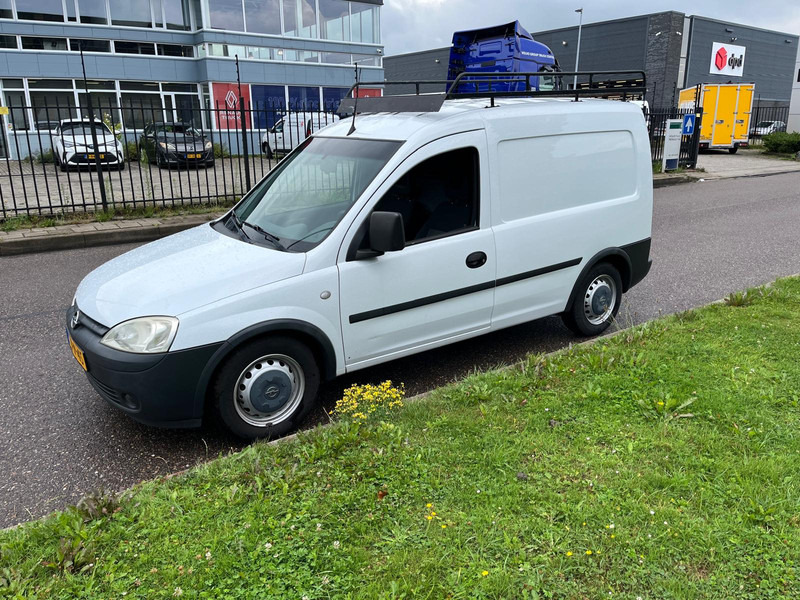 Opel Combo 1.3 CDTI, Airco, Radio, Roofrack - Küçük panelvan: fotoğraf 2 Opel Combo 1.3 CDTI, Airco, Radio, Roofrack - Küçük panelvan: fotoğraf 2