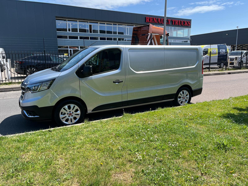 Renault Trafic E-Tech Red L2 H1, Airco, Nav, Camera - Küçük panelvan, Elektrikli kamyonet: fotoğraf 2 Renault Trafic E-Tech Red L2 H1, Airco, Nav, Camera - Küçük panelvan, Elektrikli kamyonet: fotoğraf 2