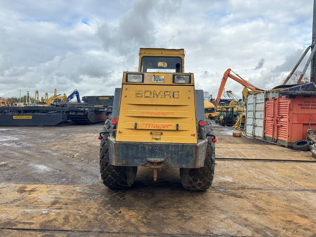 Bomag BW 213 D  - Kompaktör: fotoğraf 4 Bomag BW 213 D  - Kompaktör: fotoğraf 4