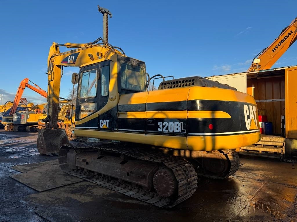 CAT 320 B L - Paletli ekskavatör: fotoğraf 3 CAT 320 B L - Paletli ekskavatör: fotoğraf 3