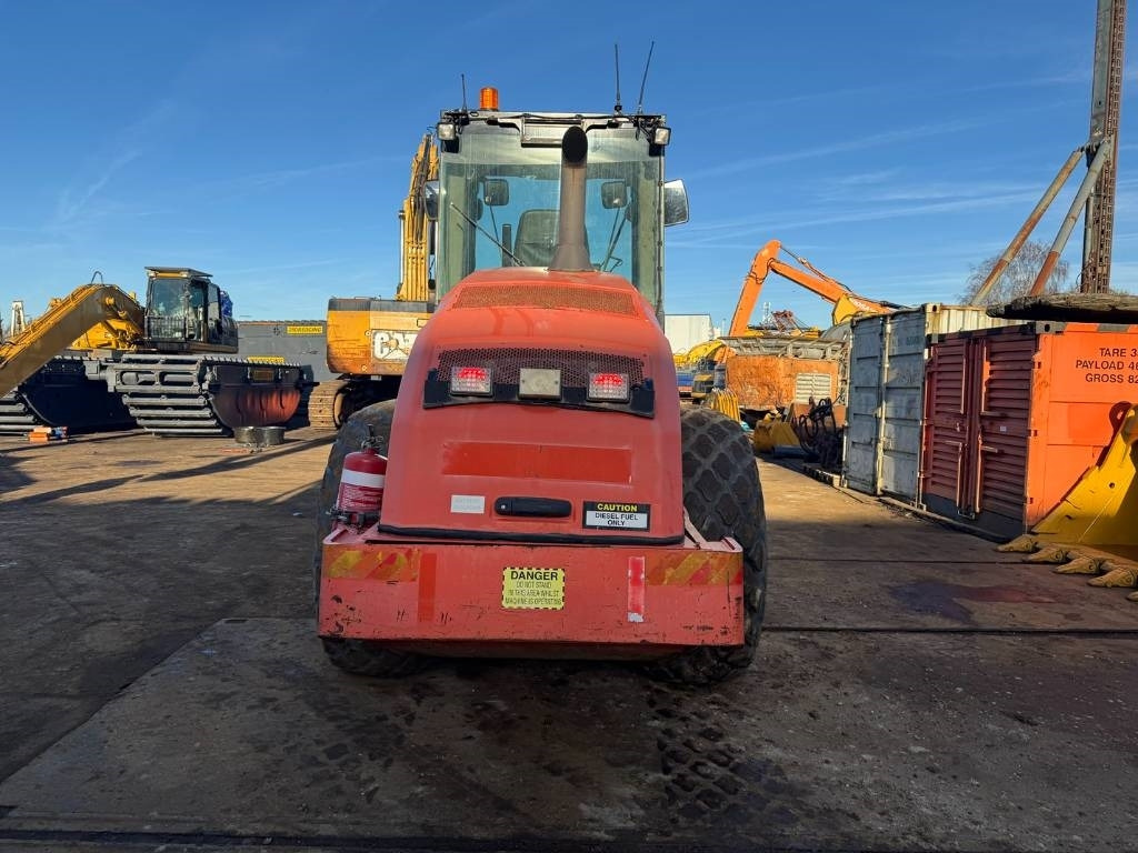 CAT CS 76 - Yol silindiri: fotoğraf 4 CAT CS 76 - Yol silindiri: fotoğraf 4