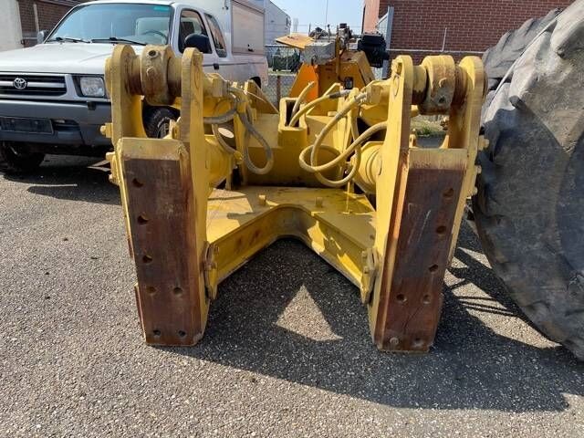CAT D 8 R Ripper - Işlema makinası - İş makinaları: fotoğraf 4 CAT D 8 R Ripper - Işlema makinası - İş makinaları: fotoğraf 4