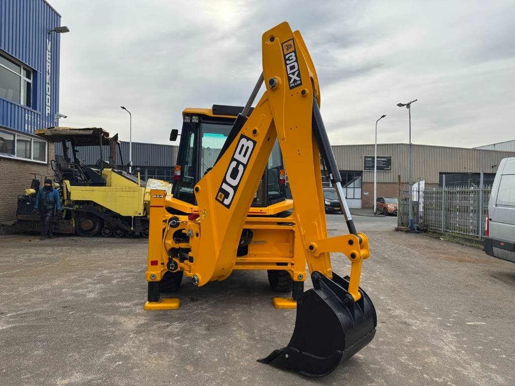 JCB 3CX 4X4 ( UNUSED ) - Iş makinesi: fotoğraf 4 JCB 3CX 4X4 ( UNUSED ) - Iş makinesi: fotoğraf 4