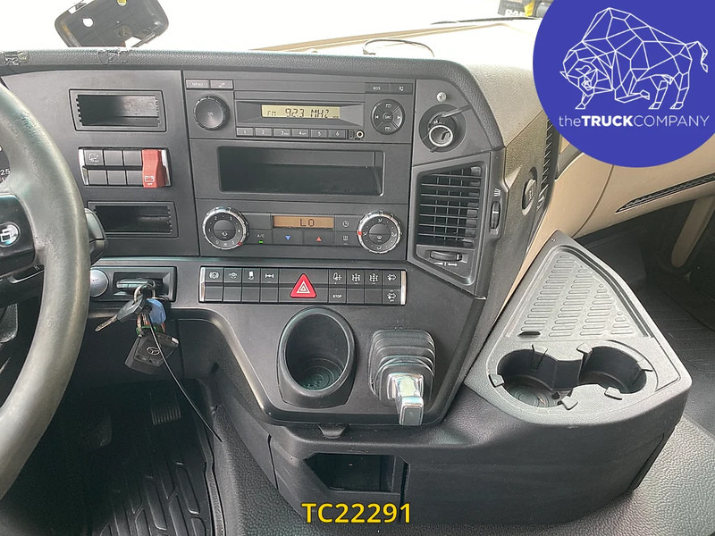 Çekici Mercedes-Benz Actros 1843: fotoğraf 6