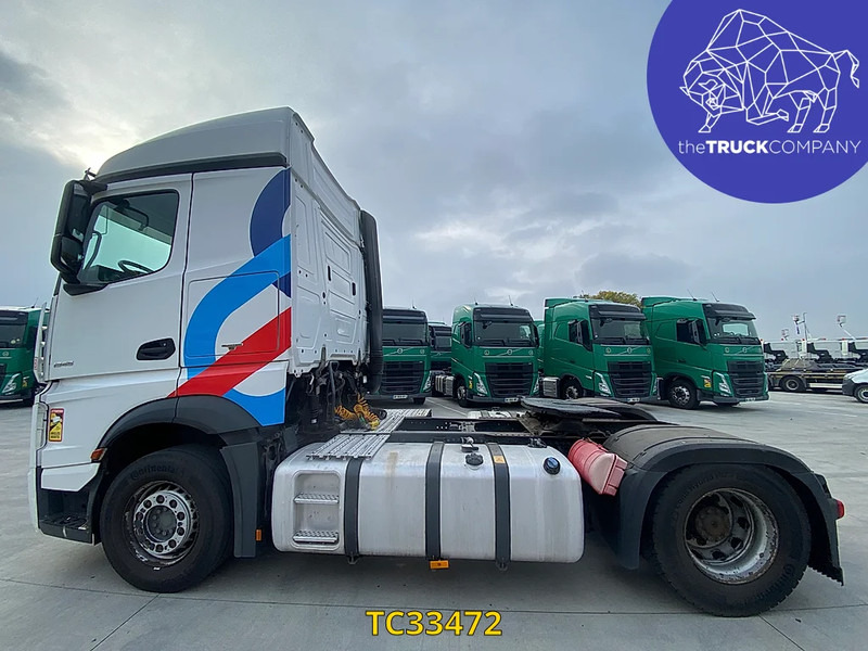 Mercedes-Benz Actros 1945 - Çekici: fotoğraf 2 Mercedes-Benz Actros 1945 - Çekici: fotoğraf 2