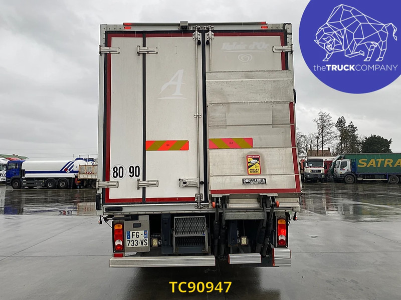 Renault D 210 - Refrijeratör kamyon: fotoğraf 4 Renault D 210 - Refrijeratör kamyon: fotoğraf 4
