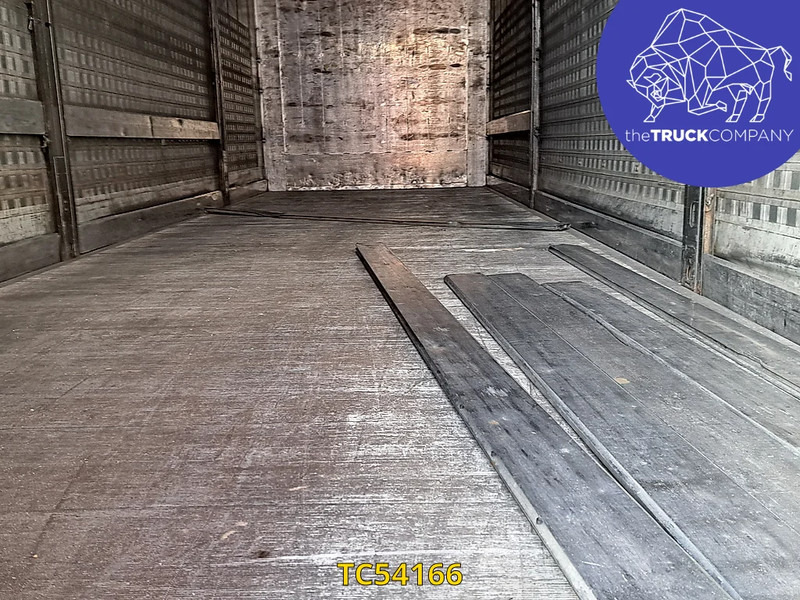 Volvo FH 500 - Tenteli kamyon: fotoğraf 4 Volvo FH 500 - Tenteli kamyon: fotoğraf 4