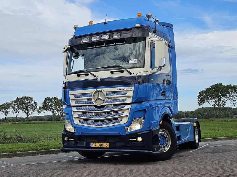 Mercedes-Benz ACTROS 1845 LS - Çekici: fotoğraf 1 Mercedes-Benz ACTROS 1845 LS - Çekici: fotoğraf 1