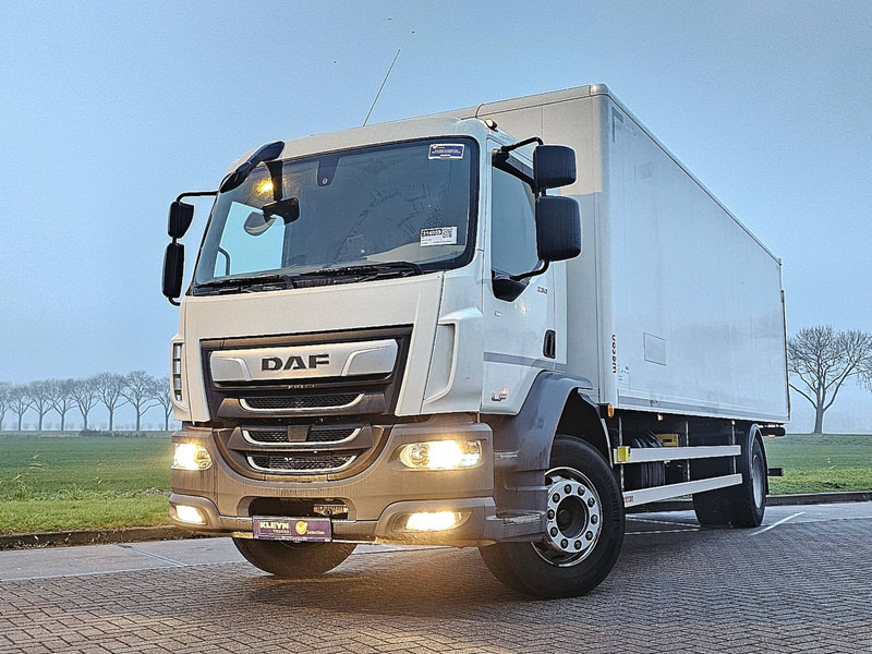 DAF LF 230 19T MANUAL AIRCO - Kapalı kasa kamyon: fotoğraf 1 DAF LF 230 19T MANUAL AIRCO - Kapalı kasa kamyon: fotoğraf 1