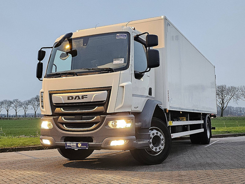 DAF LF 230 19T MANUAL AIRCO - Kapalı kasa kamyon: fotoğraf 1 DAF LF 230 19T MANUAL AIRCO - Kapalı kasa kamyon: fotoğraf 1