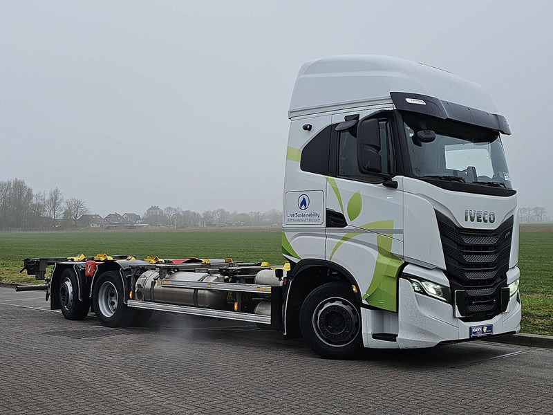 Iveco S-WAY AS260S46 LNG INT. STEERAXLE - Konteynır taşıyıcı/ Yedek karoser kamyon: fotoğraf 5 Iveco S-WAY AS260S46 LNG INT. STEERAXLE - Konteynır taşıyıcı/ Yedek karoser kamyon: fotoğraf 5