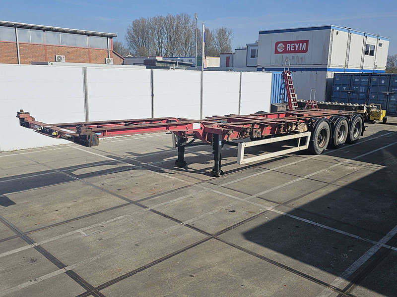 Krone SD 27 2x20ft 1x30ft 1x40ft - Konteynır taşıyıcı/ Yedek karoser dorse: fotoğraf 1 Krone SD 27 2x20ft 1x30ft 1x40ft - Konteynır taşıyıcı/ Yedek karoser dorse: fotoğraf 1