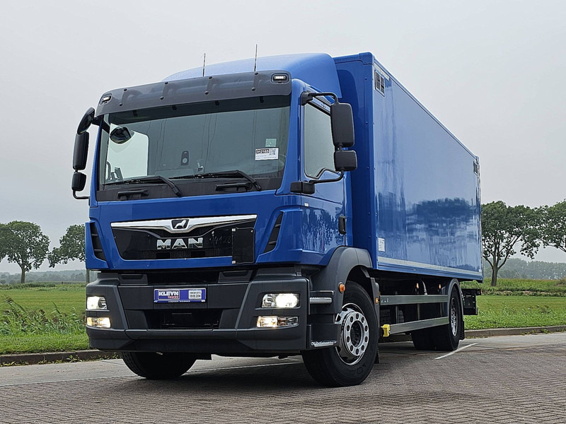 MAN 15.320 TGM AIRCO WEBASTO LIFT - Kapalı kasa kamyon: fotoğraf 1 MAN 15.320 TGM AIRCO WEBASTO LIFT - Kapalı kasa kamyon: fotoğraf 1