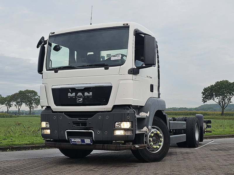 MAN 26.360 TGS - Şasi kamyon: fotoğraf 1 MAN 26.360 TGS - Şasi kamyon: fotoğraf 1