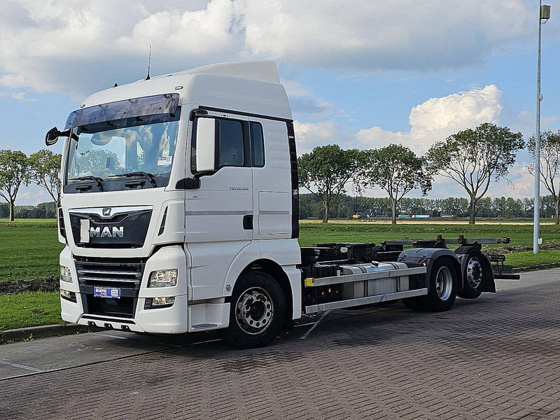 MAN 26.500 TGX - Konteynır taşıyıcı/ Yedek karoser kamyon: fotoğraf 2 MAN 26.500 TGX - Konteynır taşıyıcı/ Yedek karoser kamyon: fotoğraf 2