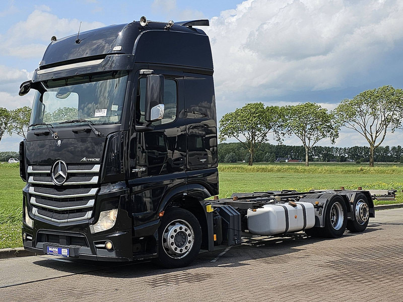 Mercedes-Benz ACTROS 2540 GIGASPACE 6X2 - Konteynır taşıyıcı/ Yedek karoser kamyon: fotoğraf 2 Mercedes-Benz ACTROS 2540 GIGASPACE 6X2 - Konteynır taşıyıcı/ Yedek karoser kamyon: fotoğraf 2