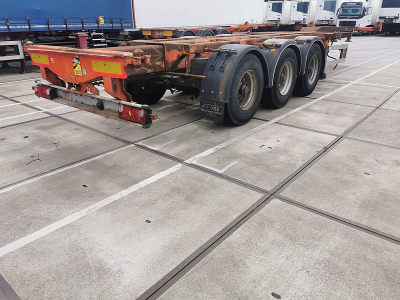 Nooteboom FT 43 03 V lift axle; BPW - Konteynır taşıyıcı/ Yedek karoser dorse: fotoğraf 2 Nooteboom FT 43 03 V lift axle; BPW - Konteynır taşıyıcı/ Yedek karoser dorse: fotoğraf 2