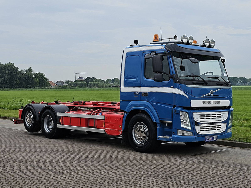 Volvo FM 450 6X2*4 HIAB XR18SL56 - Kancalı yükleyici kamyon: fotoğraf 5 Volvo FM 450 6X2*4 HIAB XR18SL56 - Kancalı yükleyici kamyon: fotoğraf 5