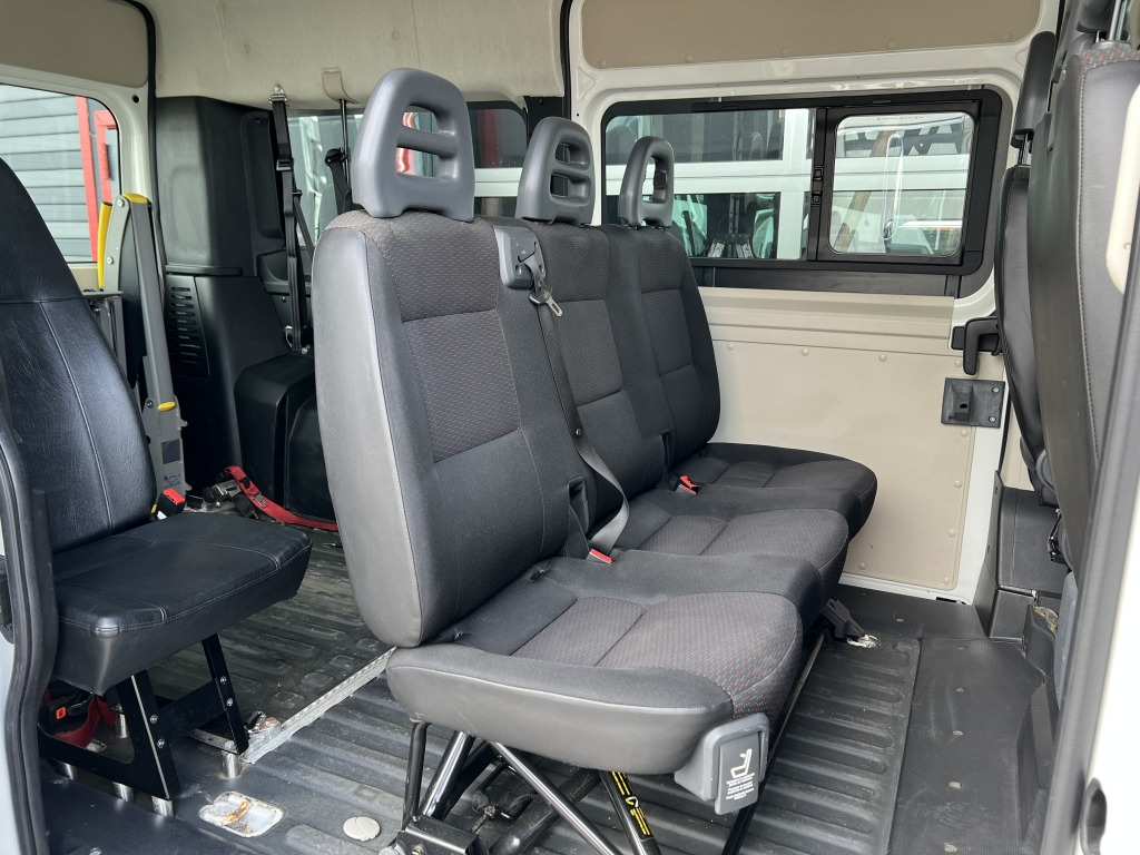 Minivan Citroen Jumper 4X4 Dangel Live Klima 8-Sitzer Rollstuhl: fotoğraf 7