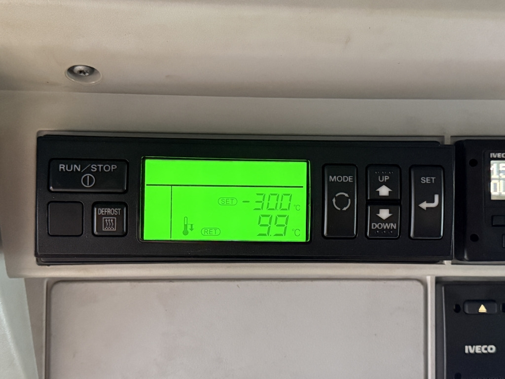 Iveco Stralis AD190S31 7,7m Mitsubishi TDJS50DA Diesel - Refrijeratör kamyon: fotoğraf 4 Iveco Stralis AD190S31 7,7m Mitsubishi TDJS50DA Diesel - Refrijeratör kamyon: fotoğraf 4