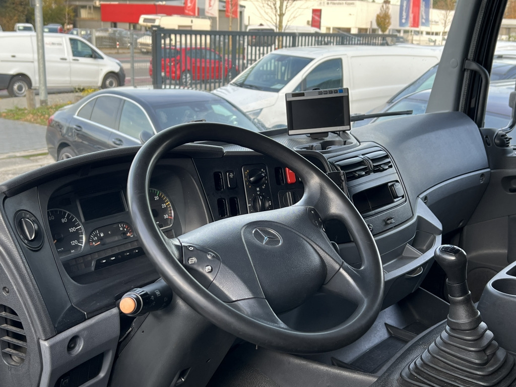 Mercedes-Benz Axor 1833 7m Koffer 2x Schwenkwand LBW Or.382'km - Taşınması içecek kamyon: fotoğraf 4 Mercedes-Benz Axor 1833 7m Koffer 2x Schwenkwand LBW Or.382'km - Taşınması içecek kamyon: fotoğraf 4