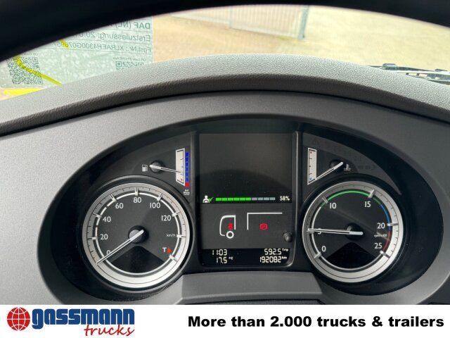 DAF XF 410 FA 4x2, Fahrschule, 2x AHK, 6 Sitze - Sal/ Açık kasa kamyon: fotoğraf 4 DAF XF 410 FA 4x2, Fahrschule, 2x AHK, 6 Sitze - Sal/ Açık kasa kamyon: fotoğraf 4