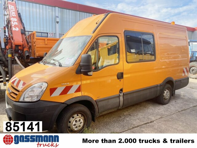 Iveco Daily 35S12 2,3 HPI 4x2, 8 Sitzplätze - Çift kabin kamyonet: fotoğraf 1 Iveco Daily 35S12 2,3 HPI 4x2, 8 Sitzplätze - Çift kabin kamyonet: fotoğraf 1