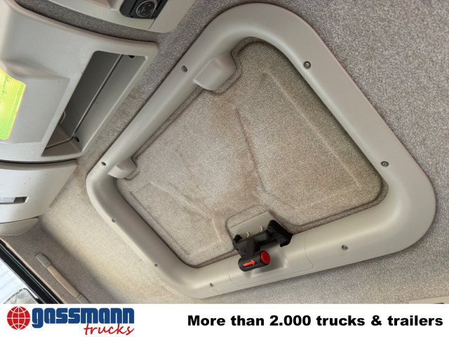 Iveco ML80E18/P 4x2, City-Abroller - Kancalı yükleyici kamyon: fotoğraf 5 Iveco ML80E18/P 4x2, City-Abroller - Kancalı yükleyici kamyon: fotoğraf 5