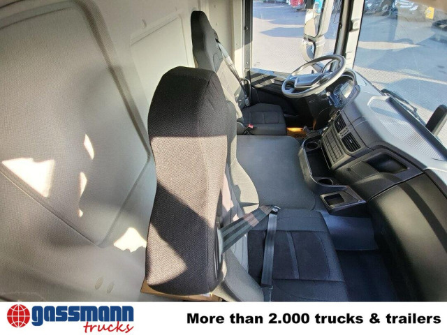 Iveco T-Way 360 6x6, Nebenantrieb - Şasi kamyon: fotoğraf 4 Iveco T-Way 360 6x6, Nebenantrieb - Şasi kamyon: fotoğraf 4