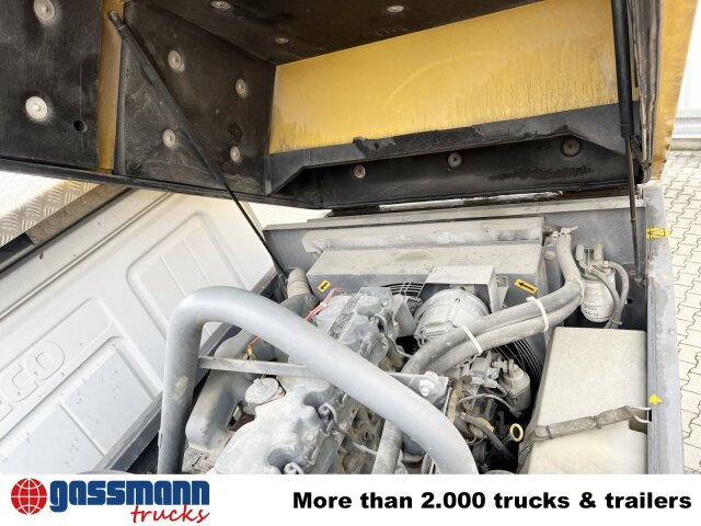 Iveco Trakker AD260T36 6x4, AMV Hubsteiger + - Tanker kamyon, Vinçli kamyon: fotoğraf 3 Iveco Trakker AD260T36 6x4, AMV Hubsteiger + - Tanker kamyon, Vinçli kamyon: fotoğraf 3