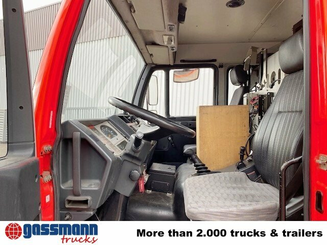 MAN 10.224 LC 4x2 BB Doka, TLF16/12, 6-Zylinder - İtfaiye aracı: fotoğraf 3 MAN 10.224 LC 4x2 BB Doka, TLF16/12, 6-Zylinder - İtfaiye aracı: fotoğraf 3