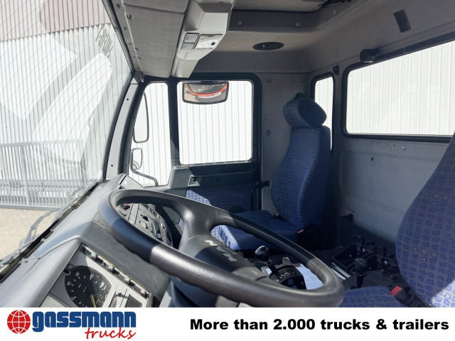 MAN 25/18.284 6x2-4 LL,Kran HMF 1113 K3, Funk, - Kancalı yükleyici kamyon, Vinçli kamyon: fotoğraf 5 MAN 25/18.284 6x2-4 LL,Kran HMF 1113 K3, Funk, - Kancalı yükleyici kamyon, Vinçli kamyon: fotoğraf 5